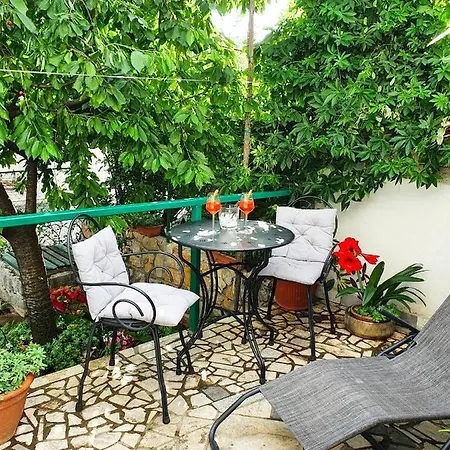 Cozy With Private Terrace Barac * Crikvenica
