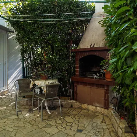 Apartament Cozy With Private Terrace Barac *